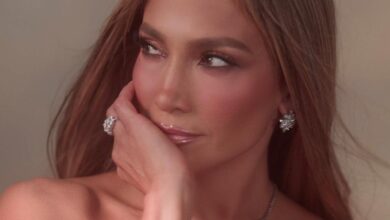 Jennifer Lopez trolled for 'swearing' engagement rings in brand deal