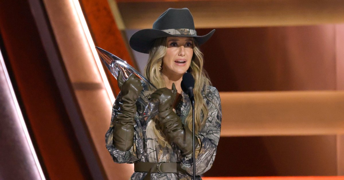 Lainey Wilson hints at wedding date after winning top prize at the 2025 CMAs