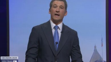 'SNL' mocks the New York mayoral debate with Miles Teller as Andrew Cuomo