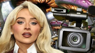 Sabrina Carpenter stars in new musical 'Alice in Wonderland'