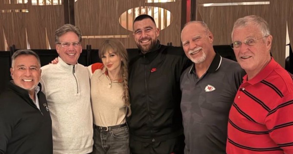 Taylor Swift cuddles with fiance Travis Kelce and father Scott