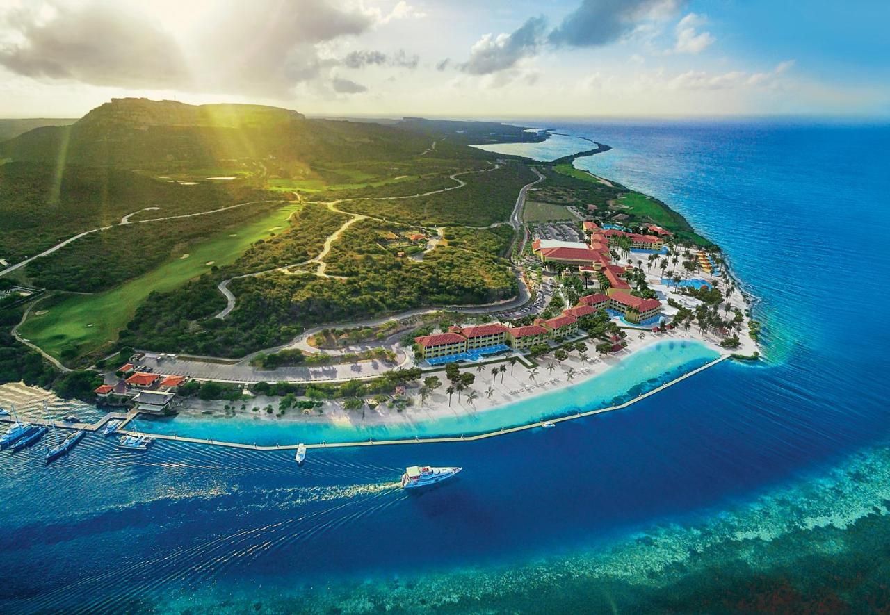 These 8 Caribbean Resorts Offer A Massive Cyber Monday & Week 2025 Sale