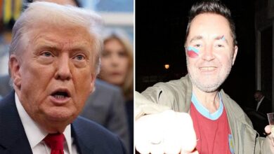 Trump and MAGA destroyed by classical musician on stage