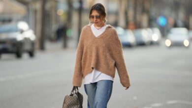 17 Rich Mom Sweaters That Take Jeans to the Next Level – All Up to 60% Off
