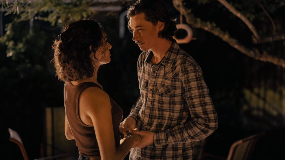 Billy Bob Thornton gets naked as Cooper suggests