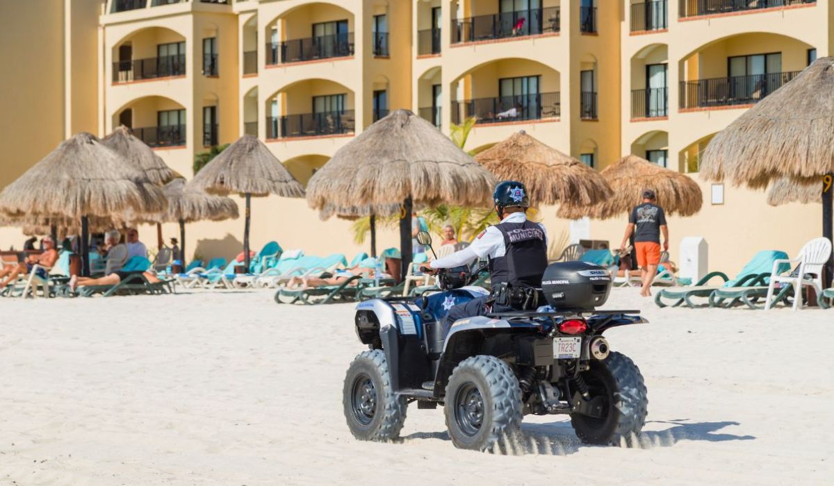 Cancun Deploys 7,000 Police Offices To Protect Tourists