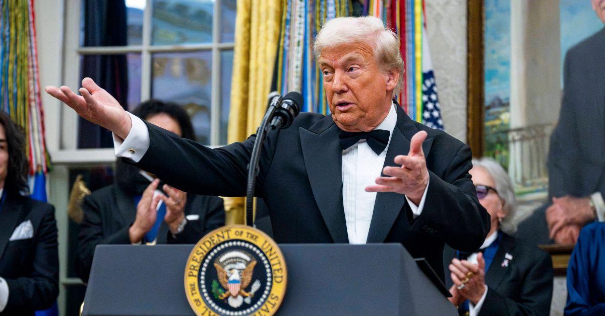 Donald Trump offers to 'leave' the presidency amid a guest appearance at the Kennedy Center