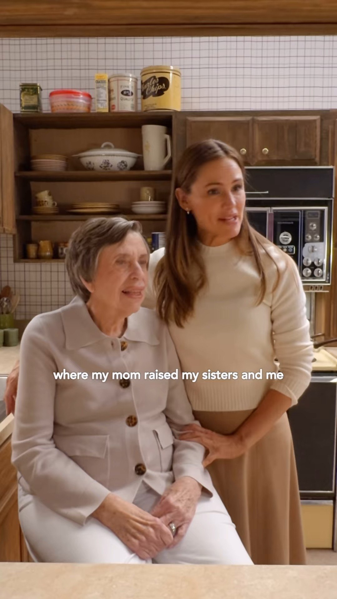 Jennifer Garner bursts into tears as she and her mother are surprised by the perfect recreation of her childhood kitchen