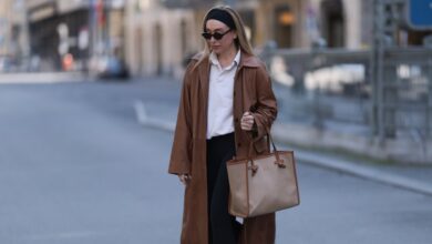 Lululemon's year-end sale includes leggings, bags and more