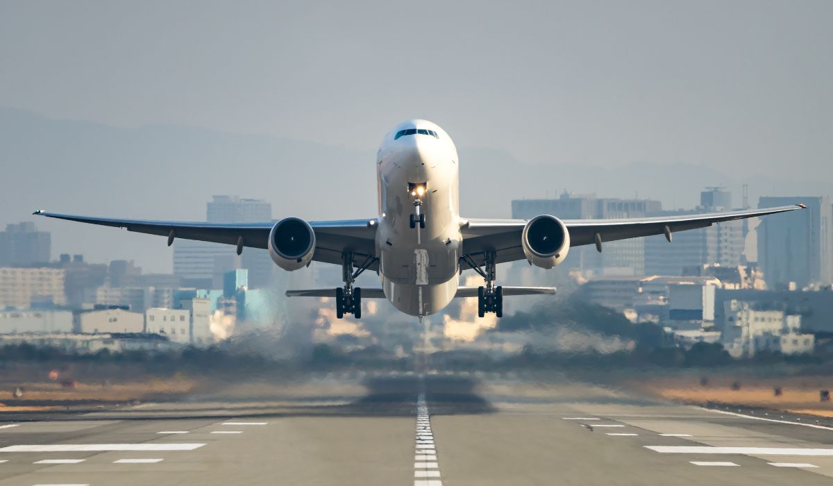 U.S. Airlines Resume Service After A320 Software Malfunction, But Ripple Effects Continue