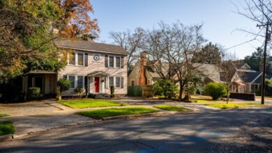 What is a settlement statement in real estate?