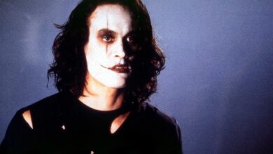 Autopsy detail of Brandon Lee raises new questions about his death