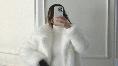 Broncos Jarrett Stidham's wife dazzles in white during the 2026 AFC Championship