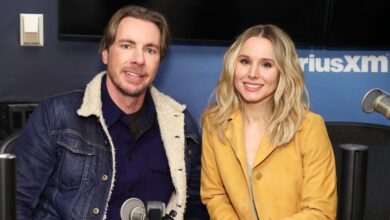 Kristen Bell and Dax Shepard cozy together in photos after anniversary drama
