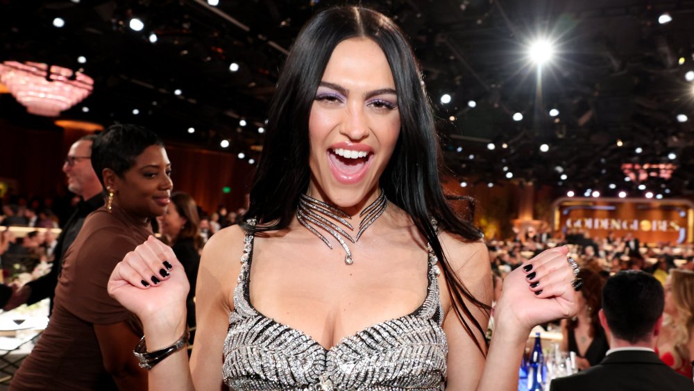 Model Amelia Gray in The Beauty and Mom Lisa Rinna in The Traitors