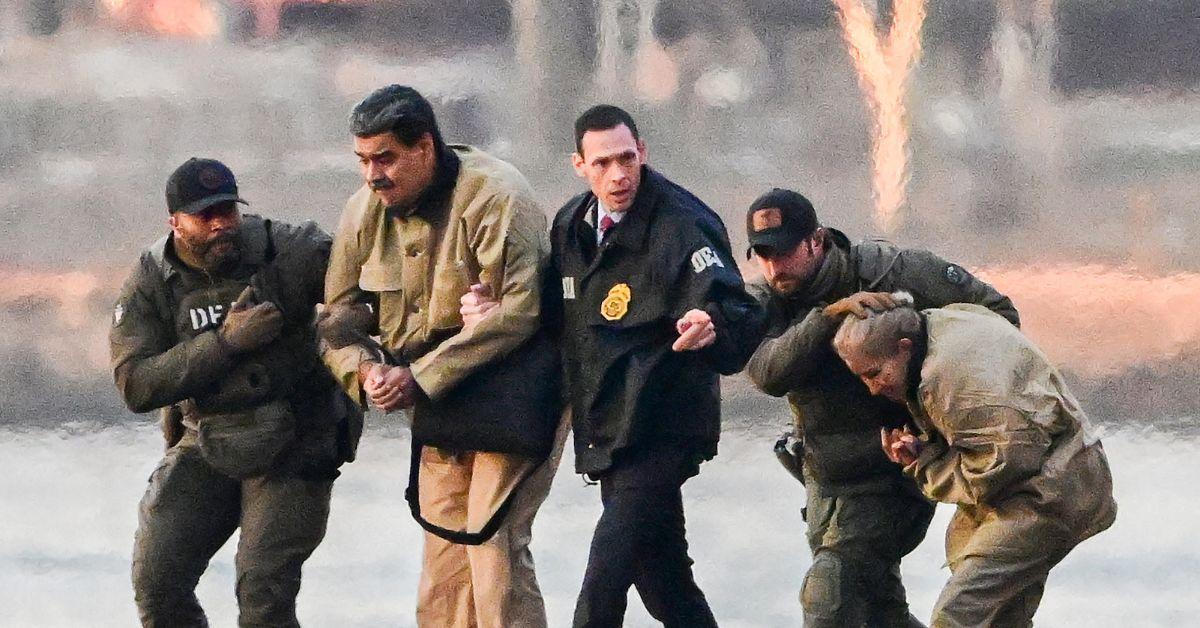 Nicolás Maduro's outfit changes and behavior are baffling social media users