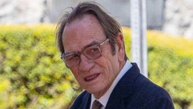 Tommy Lee Jones 'Among the Walking Dead' After Daughter's Death
