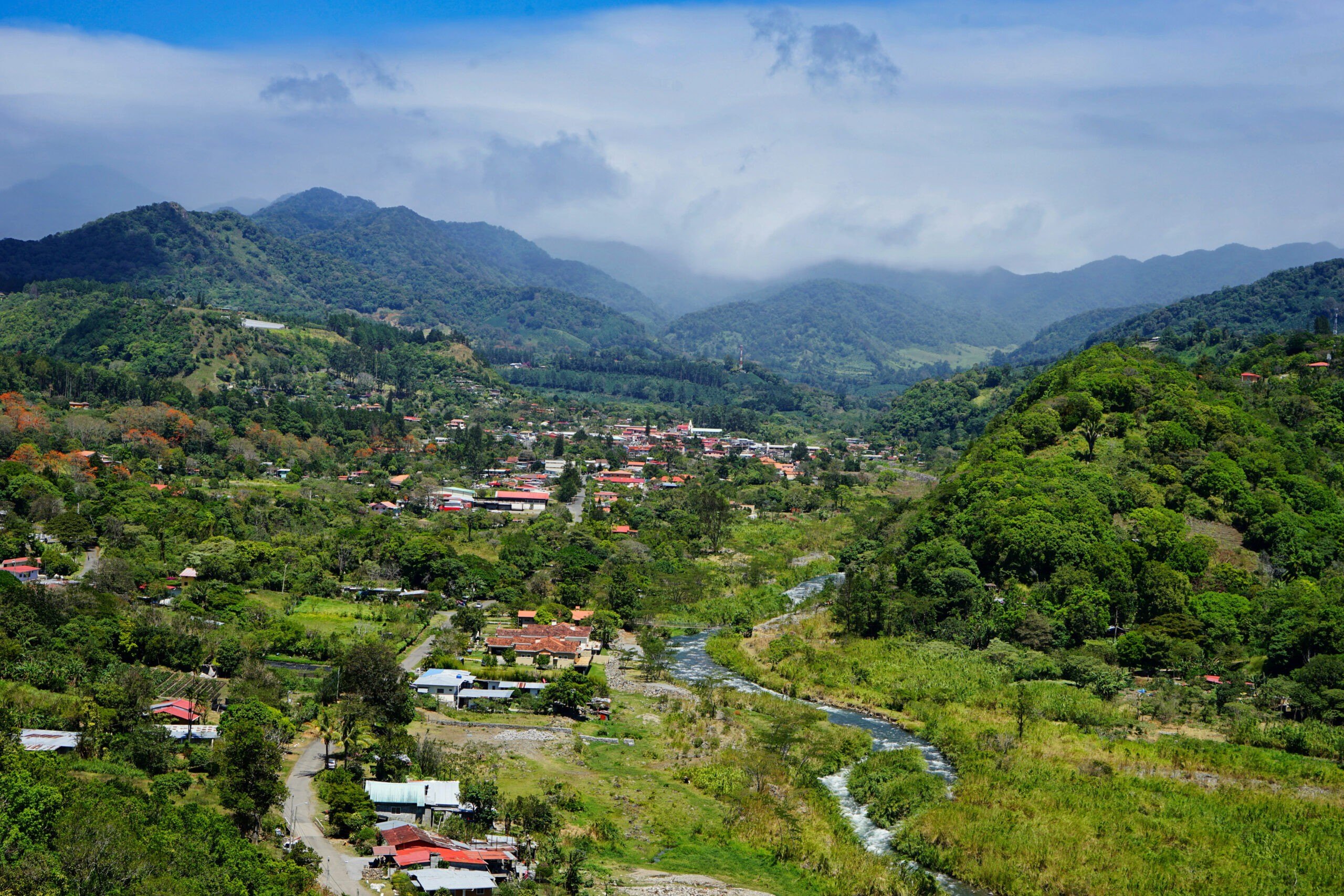 Top 10 Countries for Americans To Retire Overseas in 2026