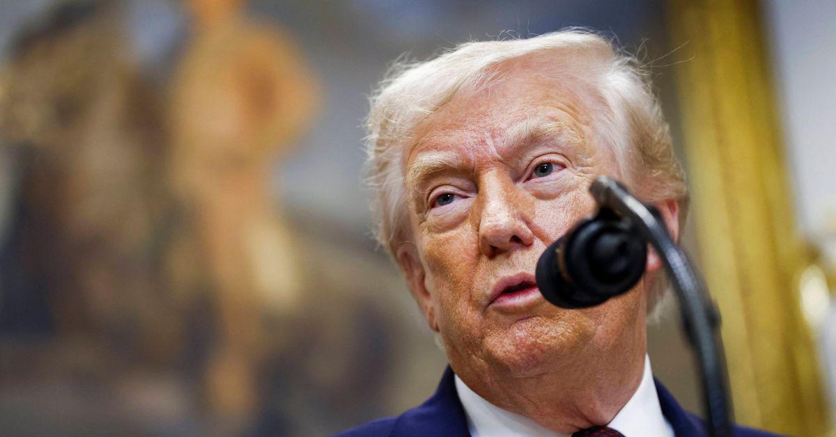 Trump sends email while 'alone' in 'war room' amid health concerns