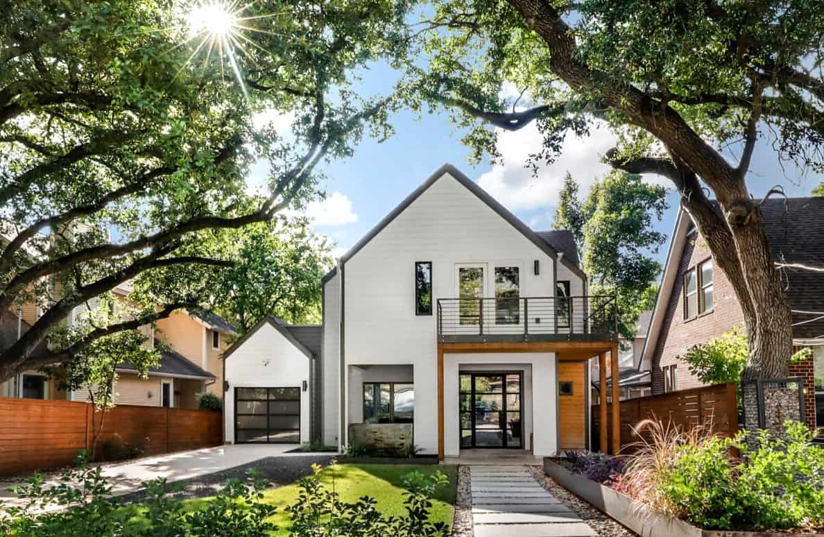 When to Refinance Your Mortgage To Save Money