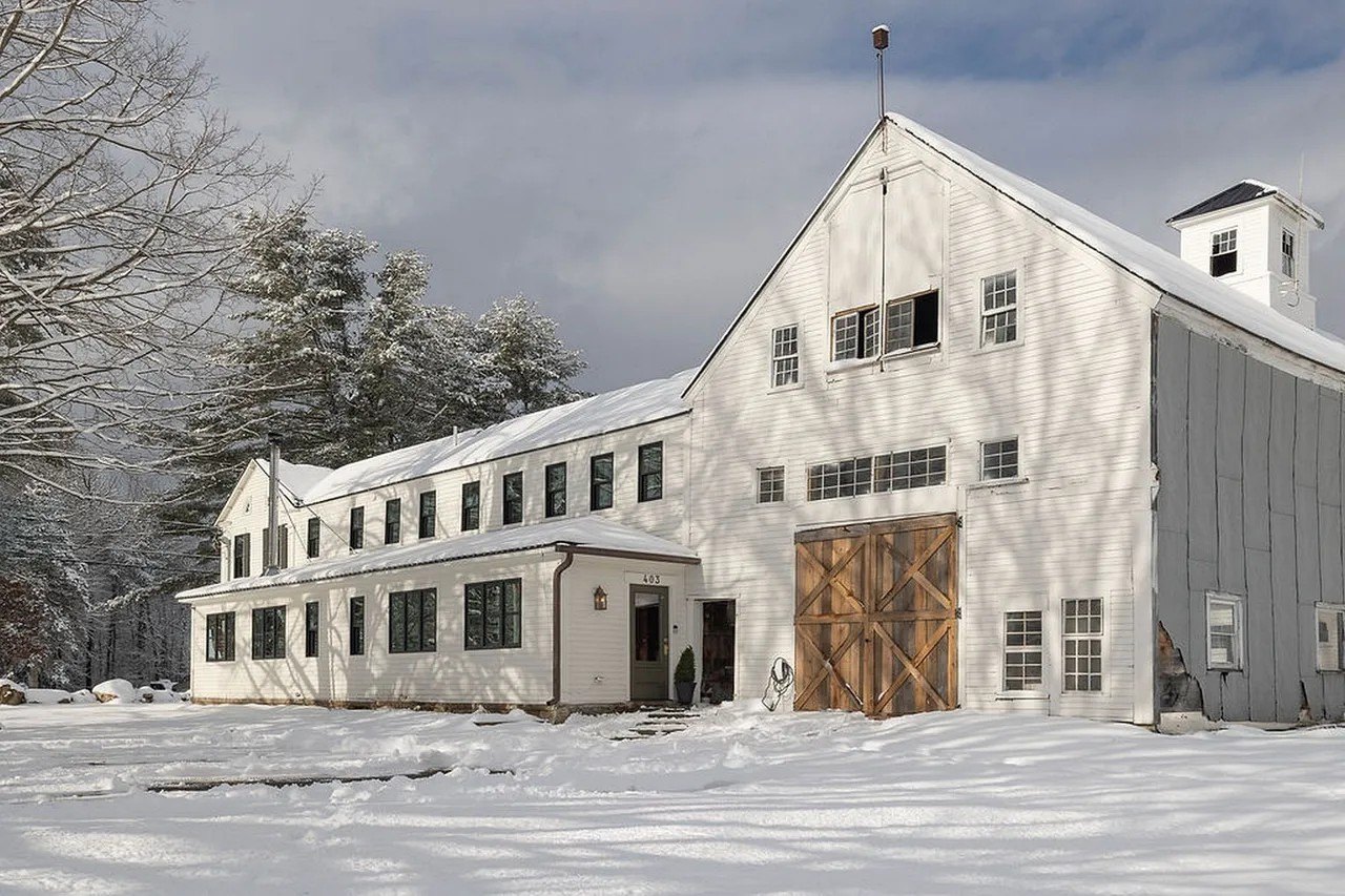 Antique NH farmhouse sells for $1.19 million