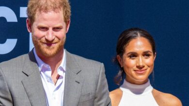 Harry and Meghan 'intended' to sign commercial deals before their departure
