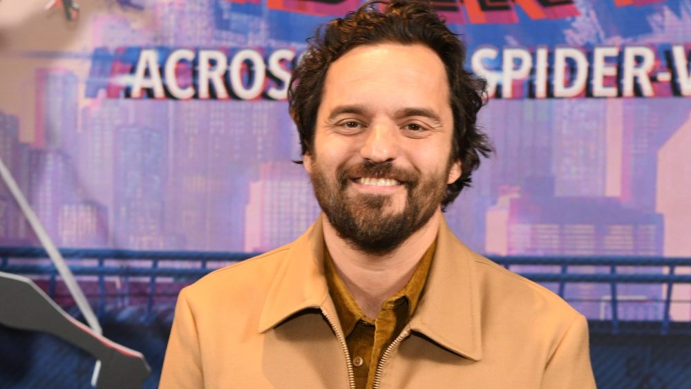 Jake Johnson will play a private detective in NBC Comedy Pilot