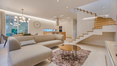 Staging van luxe huizen: balans tussen stijl en aantrekkelijkheid voor kopers