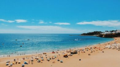 Summer 2026 booking data reveals shift: travelers opt for longer stays to combat rising costs | News