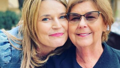 Savannah Guthrie and her mother Nancy Guthrie smile