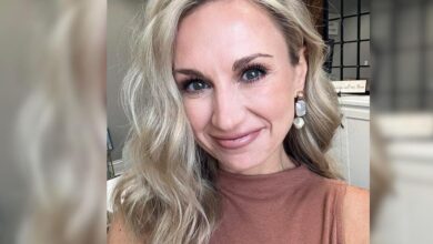 The Louisiana mayor's nephew used the phone to see that she was "intimate" with the teen