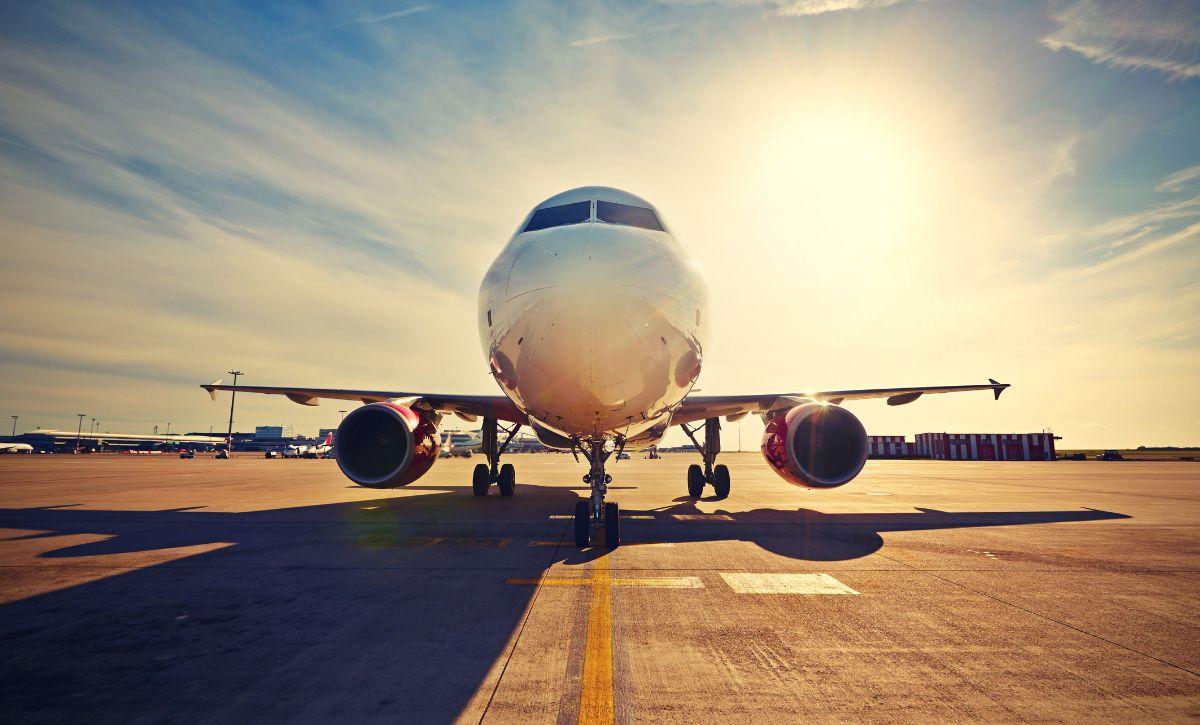 This Major Airline Cancels All Flights to Dubai Until June