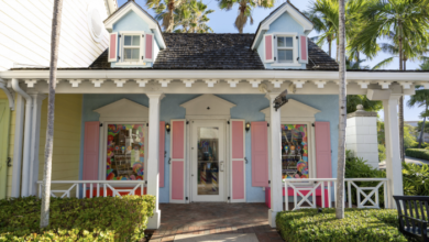 DYLAN'S CANDY BAR NOW OPEN ON ATLANTIS PARADISE ISLAND IN THE BAHAMAS | News