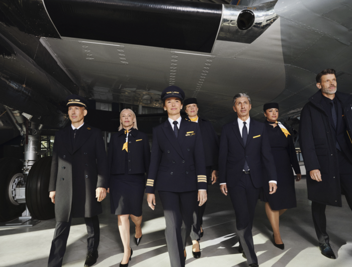 Elegance takes flight - Lufthansa unveils new uniform | News