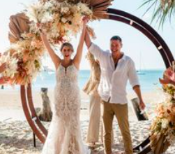 Kingfisher Bay Resort shines as a premier wedding destination with multiple industry recognitions | News