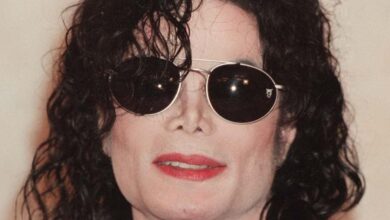 Michael Jackson allegedly stole makeup