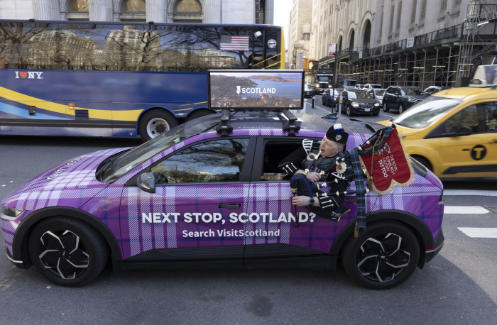 Scotland Brings Tartan Taxis to Manhattan for NYC Tartan Week | News