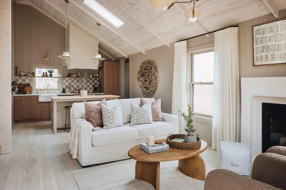 Interior of Townie Cottage in Union Pier, MI