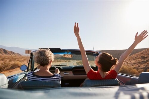 Wyndham will pay you $20,000 to explore Route 66 with your grandma this summer | News