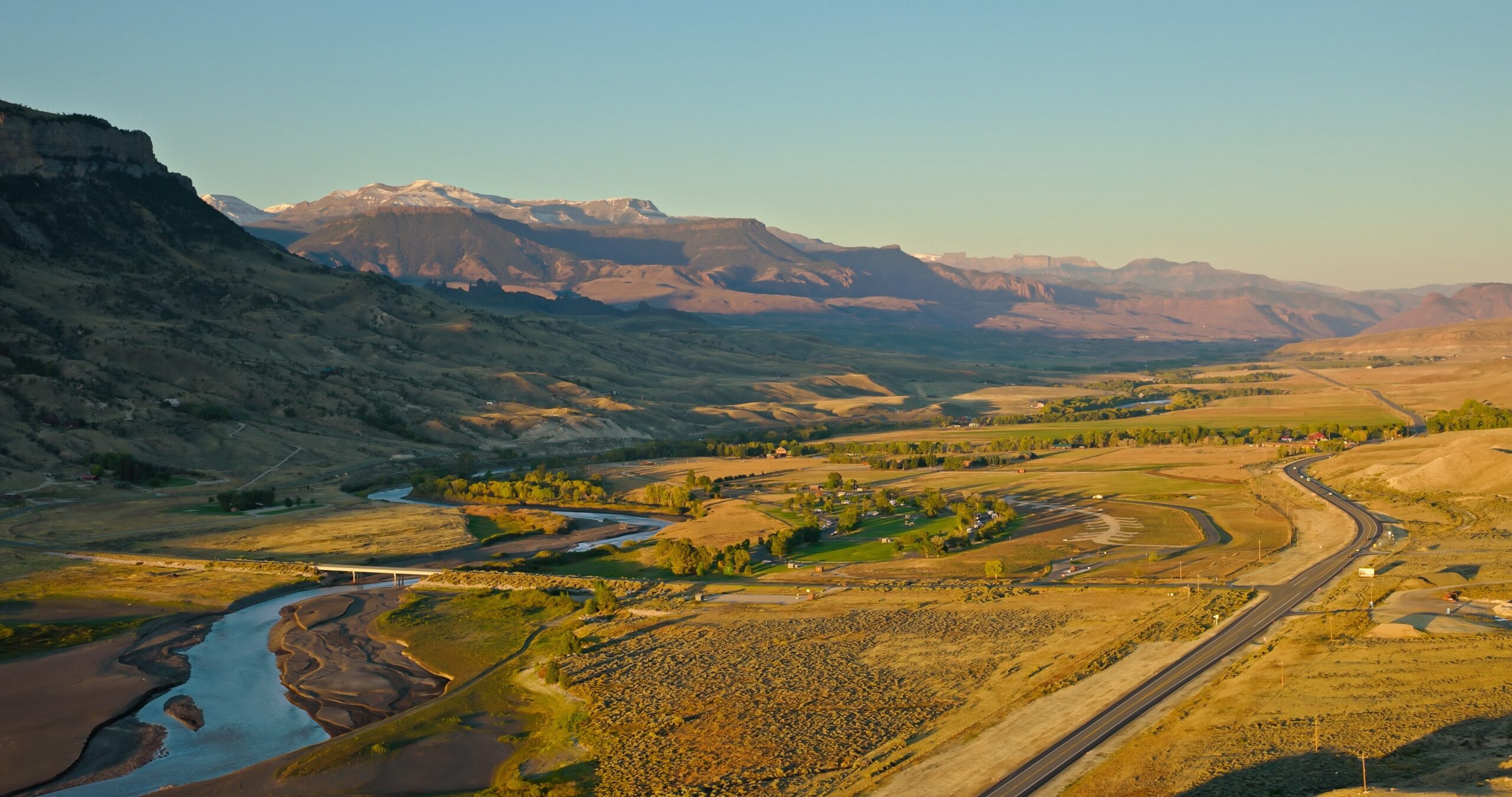 Land in Wyoming with mountains and water