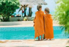 easyJet and easyJet vacations commit not to charge fuel surcharges on package holidays | News