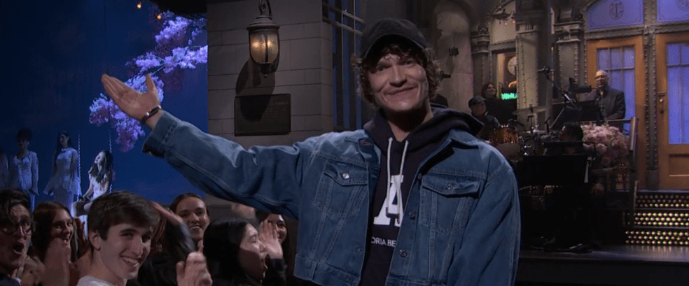 Connor Storrie introduces Olivia Rodrigo as she debuts her new song on SNL