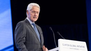 Fragile Bill Clinton, 79, fuels health fears with rare public appearance