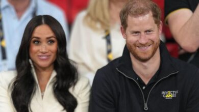 Harry and Meghan accused of 'keeping hijacking diary'