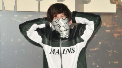 Major rising Hollywood star covers her face in public after cruel taunts