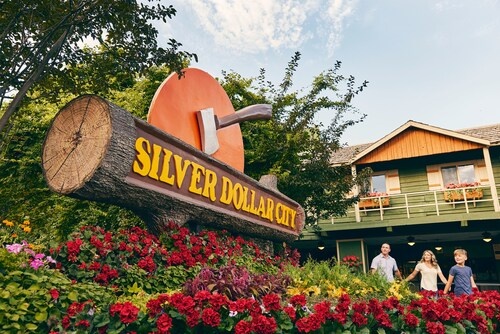 Silver Dollar City named America's #1 Theme Park for the fifth time by USA TODAY | News