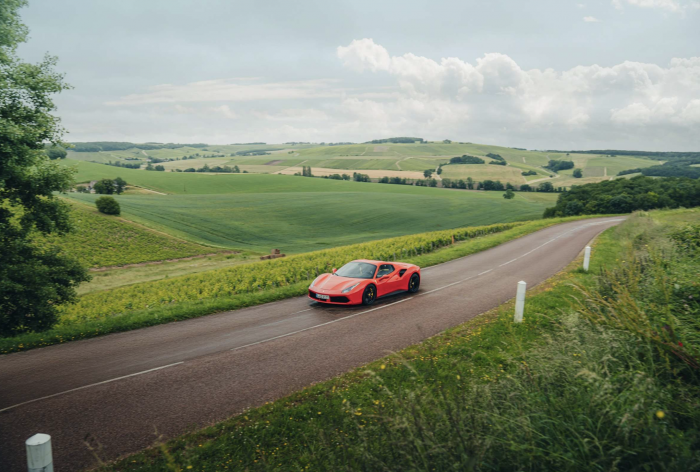 HUNTERMOSS LAUNCHES NEW BASQUES TO BORDEAUX SUPERCAR TOUR AS PART OF NEW 2027 LINEUP | News