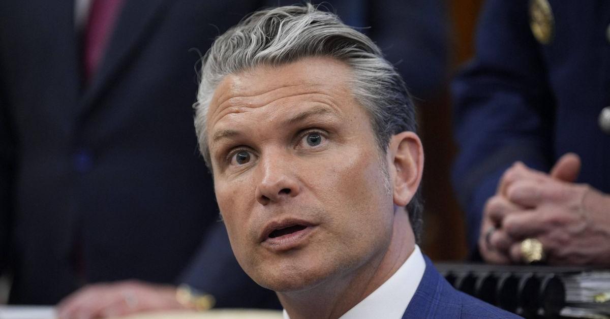 Pete Hegseth accused of harboring 'grudge' against army after shock ouster