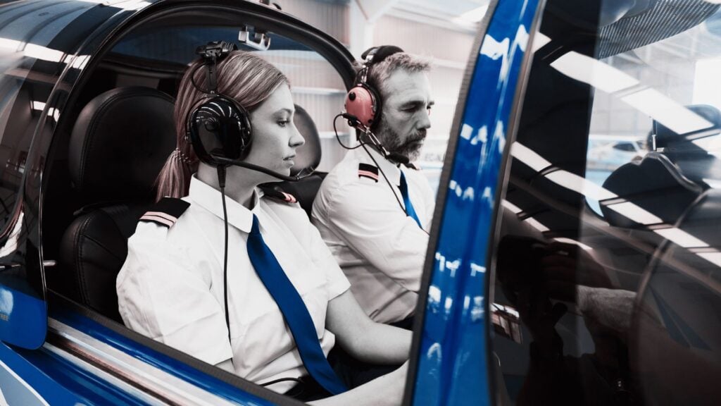 Silence is power: 5 lessons from a 35-year pilot-turned-agent