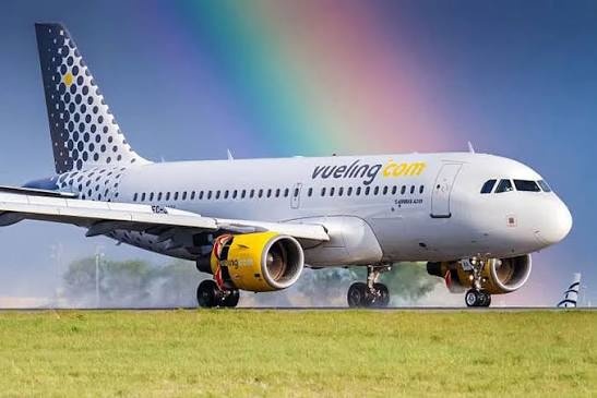 Vueling launches 'Yellow Day' sale with discounts of up to 25% on flights | News
